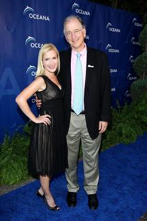 Angela Kinsey feet photo thumbnail