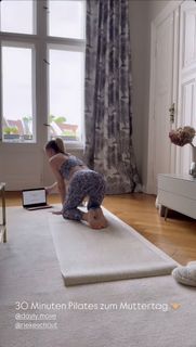 Alina Merkau feet photo thumbnail