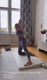 Alina Merkau feet photo thumbnail