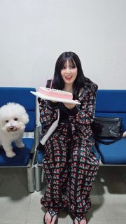 Hyuna feet photo 3