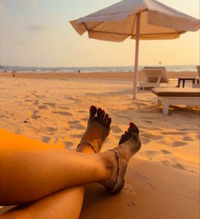 Poonam Yadav feet photo thumbnail
