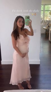 Lindsey Morgan feet photo 1