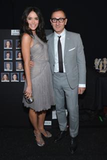 Abigail Spencer feet photo thumbnail