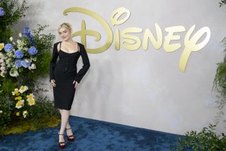Meg Donnelly feet photo 4