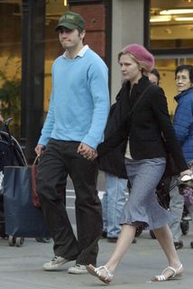 Kirsten Dunst feet photo 2