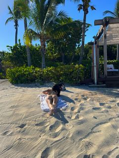Kylie Jenner feet photo thumbnail