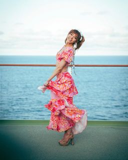 Lindsey Stirling feet photo 3