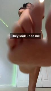 Marie Temara feet photo 4