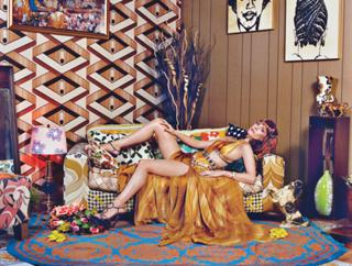 Jessica Chastain feet photo thumbnail