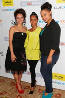 Jada Pinkett Smith feet photo thumbnail
