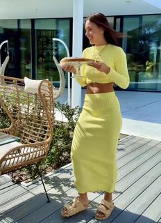 Klaudia Halejcio feet photo thumbnail