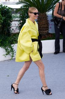 Diane Kruger feet photo thumbnail