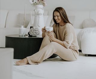 Klaudia Halejcio feet photo thumbnail