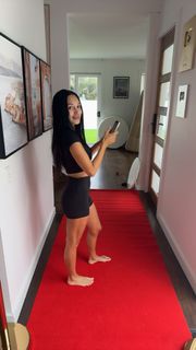 Scarlet Vas feet photo thumbnail