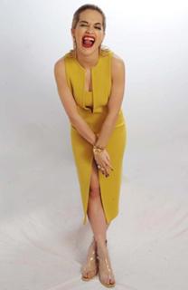 Rita Ora feet photo thumbnail