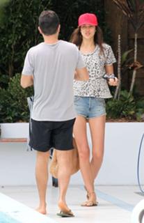 Irina Shayk feet photo thumbnail