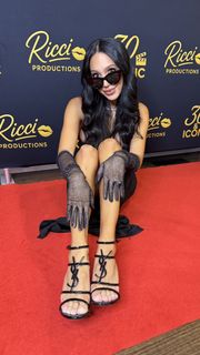 Scarlet Vas feet photo thumbnail
