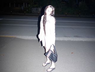 Hyuna feet photo 1