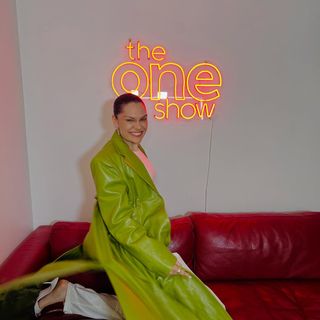Jessie J feet photo 4
