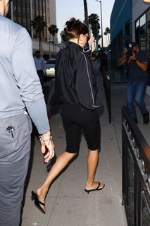 Hailey Bieber feet photo thumbnail