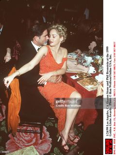 Sharon Stone feet photo thumbnail