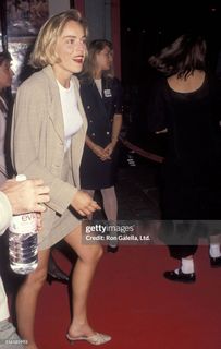 Sharon Stone feet photo thumbnail
