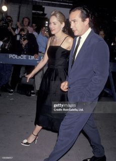 Sharon Stone feet photo thumbnail