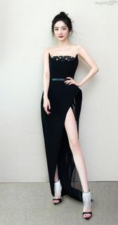 Mi Yang feet photo thumbnail