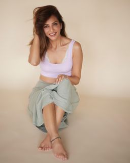 Kriti Kharbanda feet photo 1