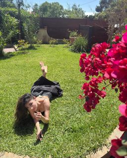 Mouni Roy feet photo 5