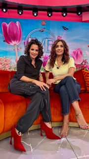Caterina Balivo feet photo thumbnail