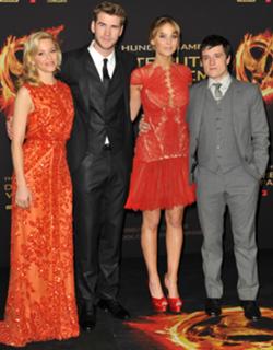 Jennifer Lawrence feet photo thumbnail