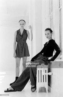 Kate Moss feet photo thumbnail