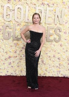 Elizabeth Banks feet photo thumbnail