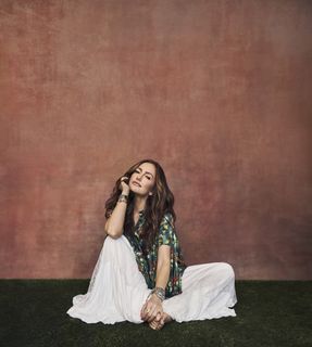 Minka Kelly feet photo 2