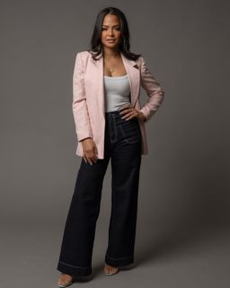 Christina Milian feet photo thumbnail