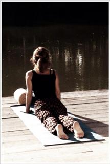 Giada De Laurentiis feet photo thumbnail