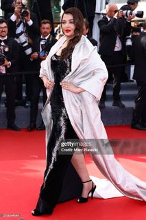 Aishwarya Rai Bachchan feet photo 4
