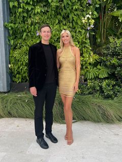 Ivanka Trump feet photo thumbnail