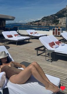 Brie Garcia feet photo thumbnail