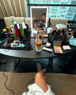 Iris Mittenaere feet photo 4