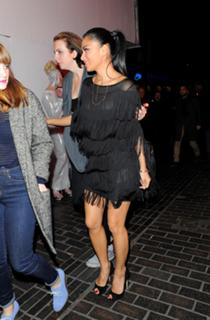Nicole Scherzinger feet photo thumbnail