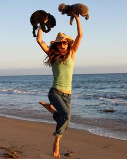 Emmanuelle Vaugier feet photo 1