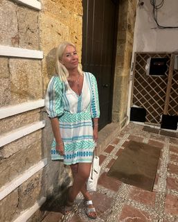 Denise Van Outen feet photo thumbnail
