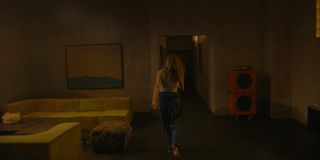 Elizabeth Olsen feet photo thumbnail