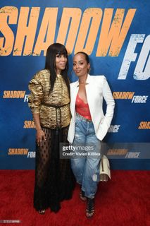 Essence Atkins feet photo 1