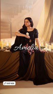 Hania Aamir feet photo 5