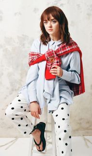 Maisie Williams feet photo 4