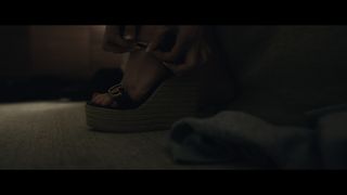Olivia Munn feet photo 5