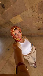 Corinna Kopf feet photo thumbnail